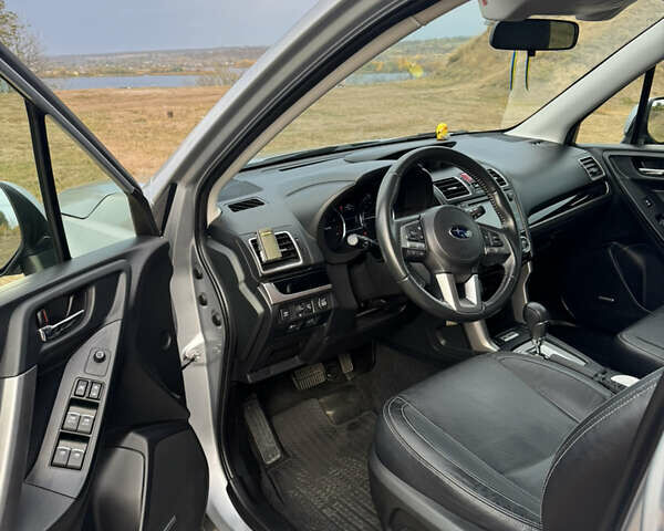 Субару Forester 2017 у Дніпро (Дніпропетровську) на Automoto.ua Сірий Субару Forester, об'ємом двигуна 2.46 л та пробігом 140 тис. км за 16400 $, фото 6 на Automoto.ua