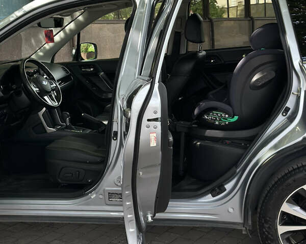 Сірий Субару Forester, об'ємом двигуна 2 л та пробігом 109 тис. км за 16999 $, фото 19 на Automoto.ua
