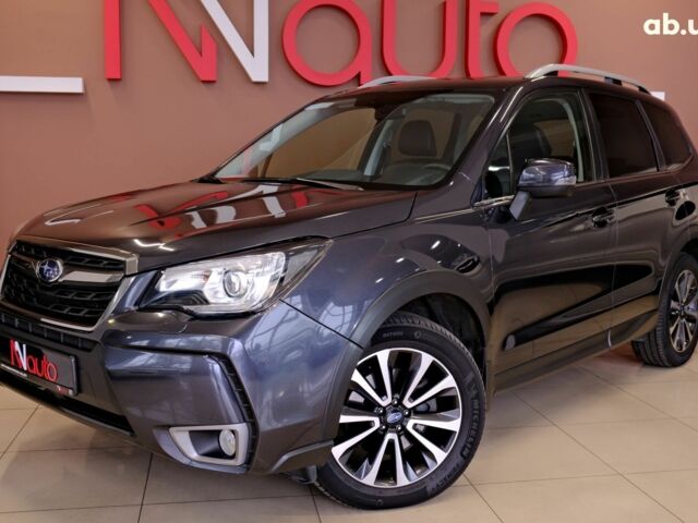 Серый Субару Форестер, объемом двигателя 2 л и пробегом 175 тыс. км за 20900 $, фото 1 на Automoto.ua