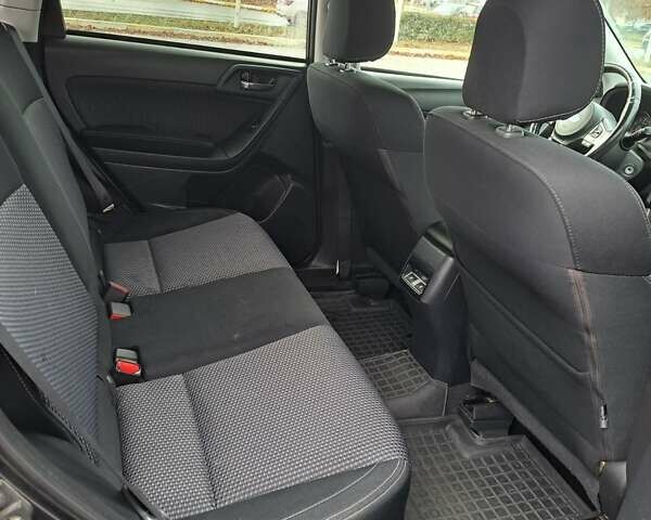 Серый Субару Форестер, объемом двигателя 2 л и пробегом 264 тыс. км за 15700 $, фото 16 на Automoto.ua