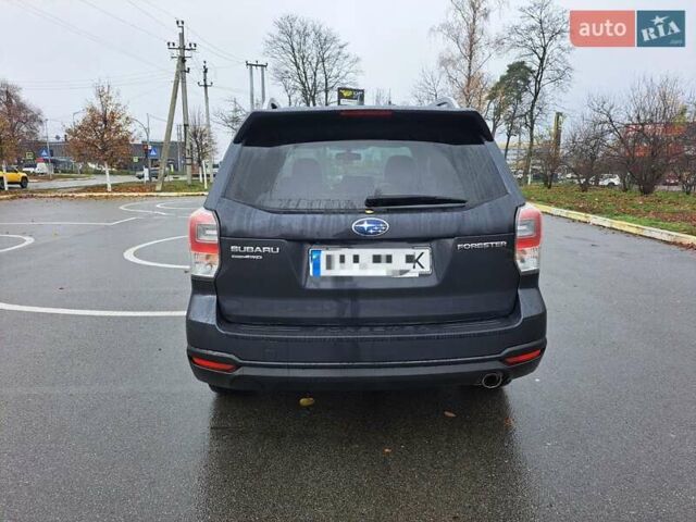 Серый Субару Форестер, объемом двигателя 2 л и пробегом 264 тыс. км за 15700 $, фото 5 на Automoto.ua