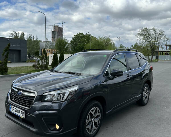 Сірий Субару Forester, об'ємом двигуна 2.5 л та пробігом 119 тис. км за 25800 $, фото 1 на Automoto.ua