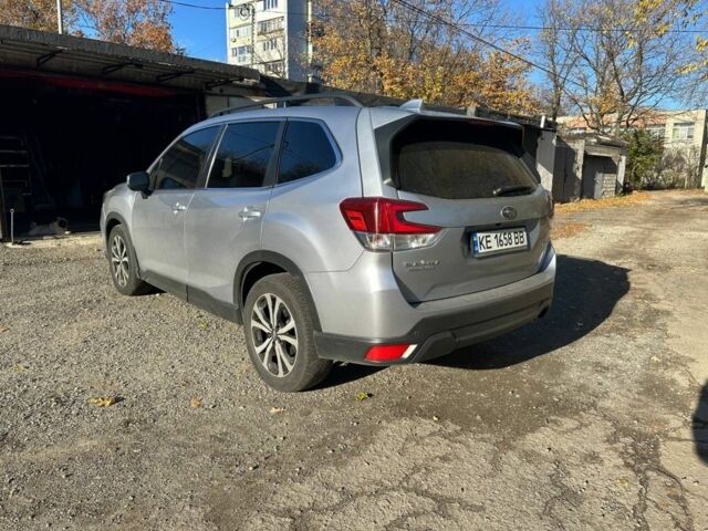 Серый Субару Форестер, объемом двигателя 2.5 л и пробегом 106 тыс. км за 15500 $, фото 4 на Automoto.ua