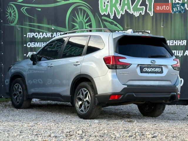 Серый Субару Форестер, объемом двигателя 2.5 л и пробегом 60 тыс. км за 17200 $, фото 7 на Automoto.ua