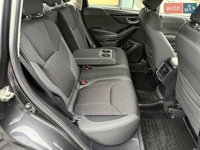 Серый Субару Форестер, объемом двигателя 2 л и пробегом 86 тыс. км за 22800 $, фото 18 на Automoto.ua