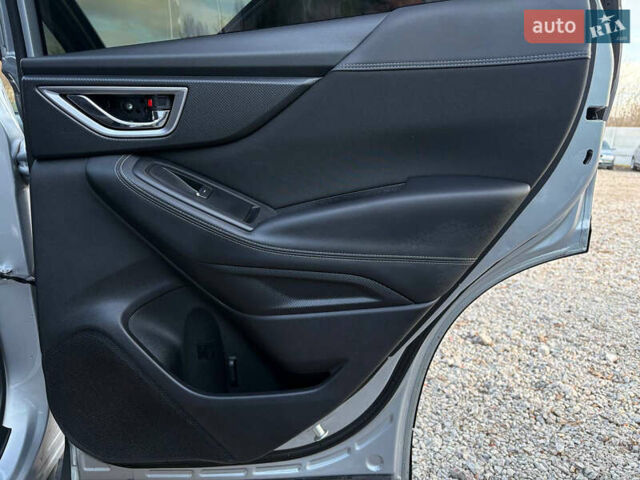 Серый Субару Форестер, объемом двигателя 2.5 л и пробегом 60 тыс. км за 17200 $, фото 17 на Automoto.ua