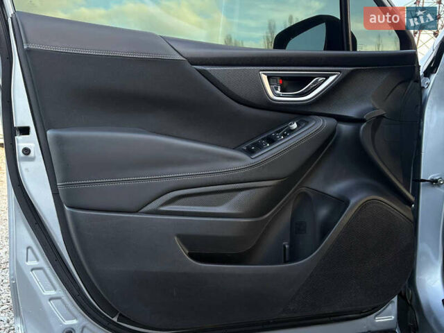 Серый Субару Форестер, объемом двигателя 2.5 л и пробегом 60 тыс. км за 17200 $, фото 10 на Automoto.ua