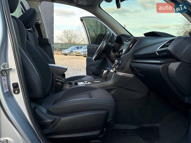 Серый Субару Форестер, объемом двигателя 2.5 л и пробегом 60 тыс. км за 17200 $, фото 18 на Automoto.ua