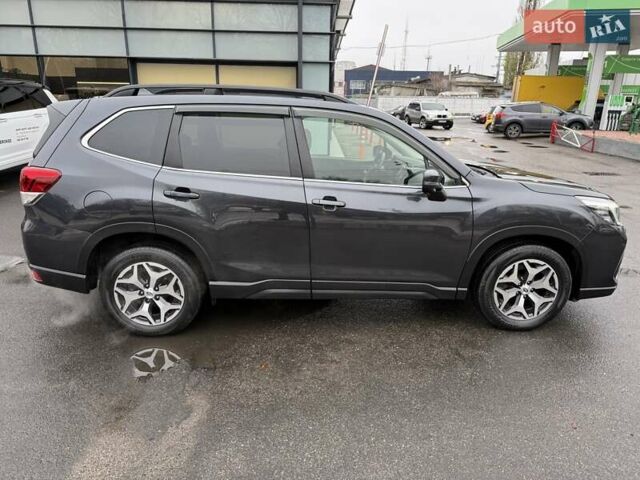 Серый Субару Форестер, объемом двигателя 2 л и пробегом 86 тыс. км за 22800 $, фото 3 на Automoto.ua