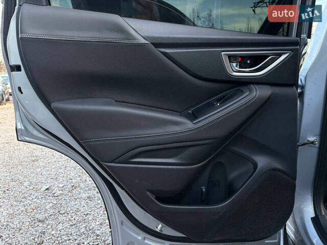 Серый Субару Форестер, объемом двигателя 2.5 л и пробегом 60 тыс. км за 17200 $, фото 15 на Automoto.ua