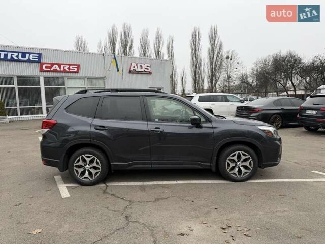 Серый Субару Форестер, объемом двигателя 2.5 л и пробегом 34 тыс. км за 21200 $, фото 5 на Automoto.ua
