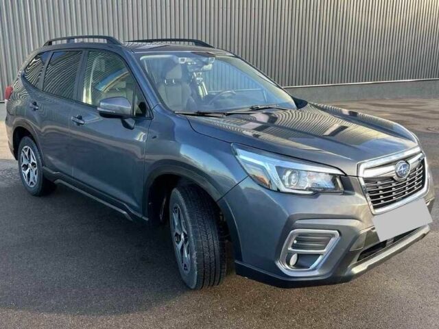 Серый Субару Форестер, объемом двигателя 0 л и пробегом 49 тыс. км за 14900 $, фото 1 на Automoto.ua