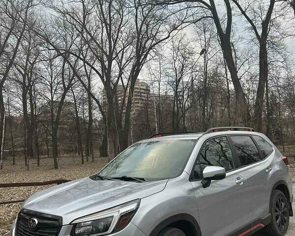 Сірий Субару Forester, об'ємом двигуна 2.5 л та пробігом 64 тис. км за 22000 $, фото 1 на Automoto.ua