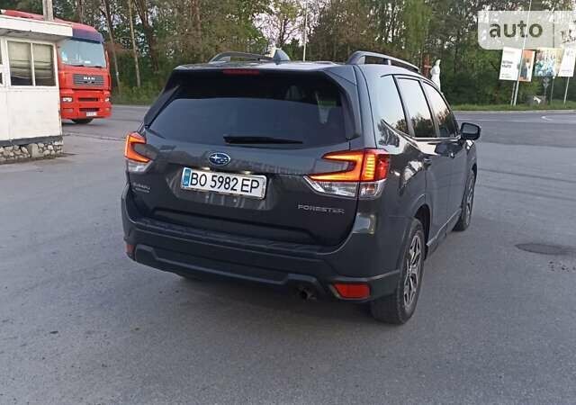 Сірий Субару Forester, об'ємом двигуна 2.5 л та пробігом 62 тис. км за 18900 $, фото 2 на Automoto.ua