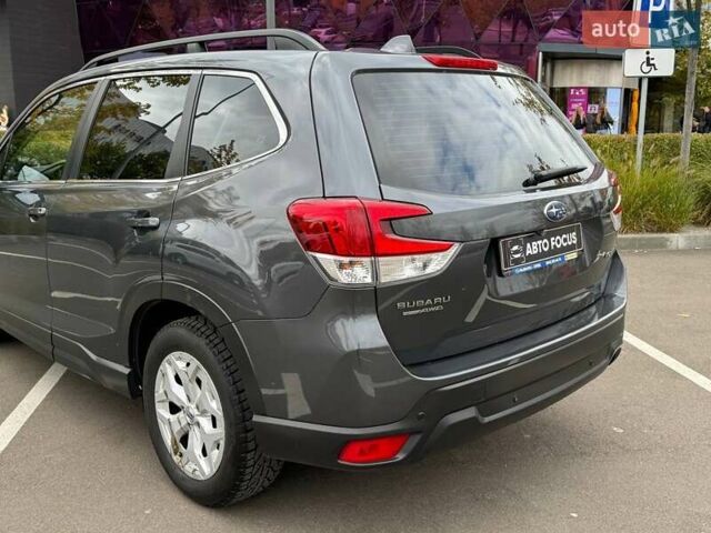 Субару Forester 2020 у Києві на Automoto.ua Сірий Субару Forester, об'ємом двигуна 2 л та пробігом 117 тис. км за 23490 $, фото 5 на Automoto.ua