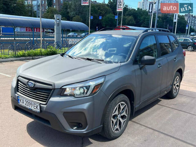 Серый Субару Форестер, объемом двигателя 2.5 л и пробегом 72 тыс. км за 17999 $, фото 6 на Automoto.ua