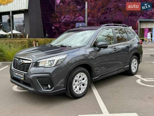 Субару Forester 2020 у Києві на Automoto.ua Сірий Субару Forester, об'ємом двигуна 2 л та пробігом 117 тис. км за 23490 $, фото 3 на Automoto.ua