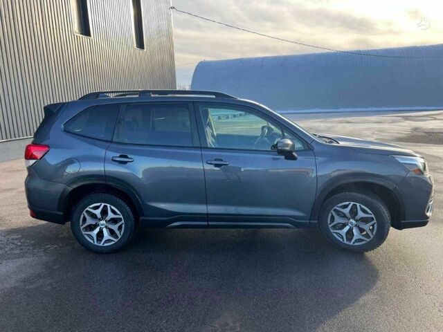 Серый Субару Форестер, объемом двигателя 0 л и пробегом 49 тыс. км за 14900 $, фото 2 на Automoto.ua