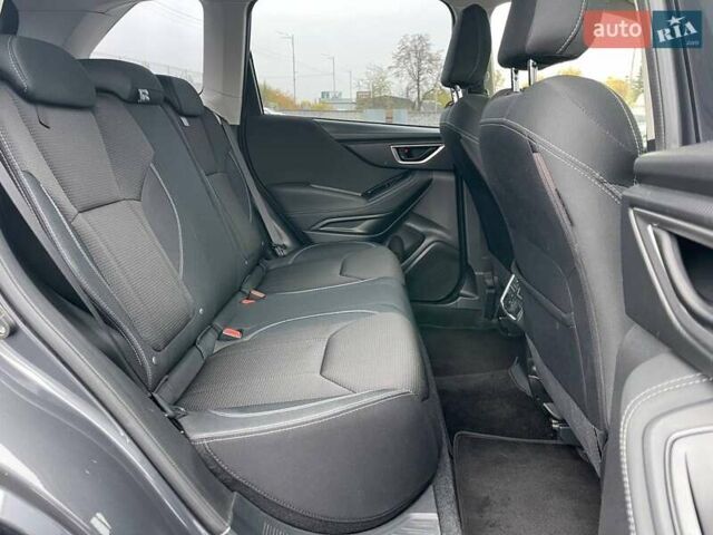 Сірий Субару Forester, об'ємом двигуна 2 л та пробігом 116 тис. км за 19990 $, фото 10 на Automoto.ua