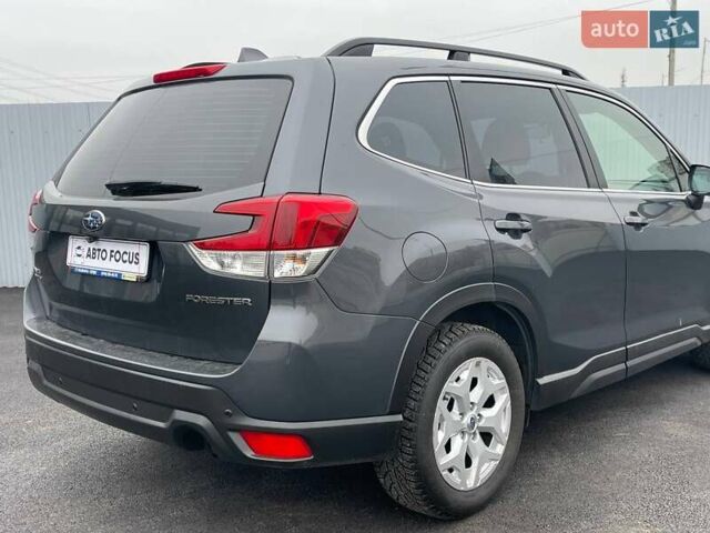 Сірий Субару Forester, об'ємом двигуна 2 л та пробігом 116 тис. км за 19990 $, фото 5 на Automoto.ua