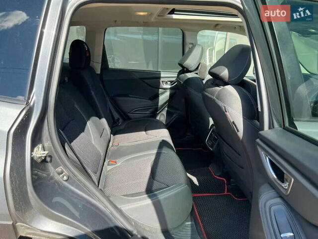 Серый Субару Форестер, объемом двигателя 2.5 л и пробегом 72 тыс. км за 17999 $, фото 21 на Automoto.ua