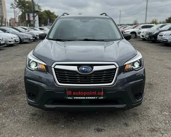 Серый Субару Форестер, объемом двигателя 2.5 л и пробегом 80 тыс. км за 18999 $, фото 1 на Automoto.ua