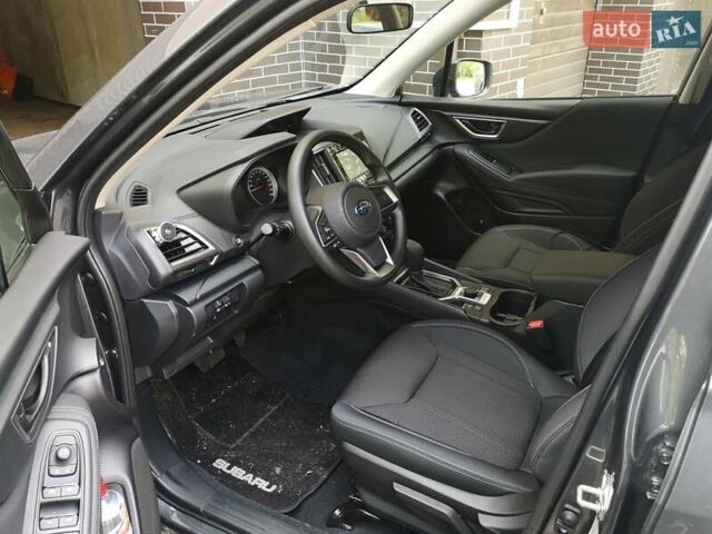 Сірий Субару Forester, об'ємом двигуна 2 л та пробігом 115 тис. км за 24000 $, фото 3 на Automoto.ua