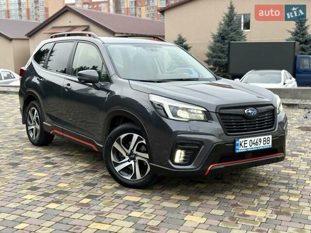 Серый Субару Форестер, объемом двигателя 2.5 л и пробегом 60 тыс. км за 28700 $, фото 2 на Automoto.ua