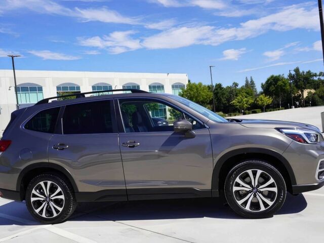 Серый Субару Форестер, объемом двигателя 2.5 л и пробегом 27 тыс. км за 14200 $, фото 3 на Automoto.ua