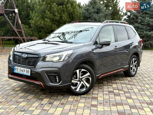 Серый Субару Форестер, объемом двигателя 2.5 л и пробегом 60 тыс. км за 28700 $, фото 4 на Automoto.ua