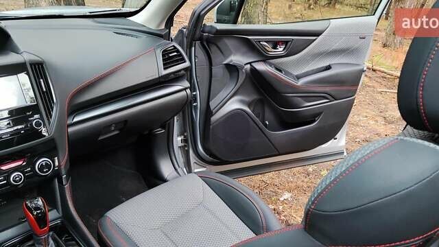 Сірий Субару Forester, об'ємом двигуна 2.5 л та пробігом 33 тис. км за 22000 $, фото 16 на Automoto.ua