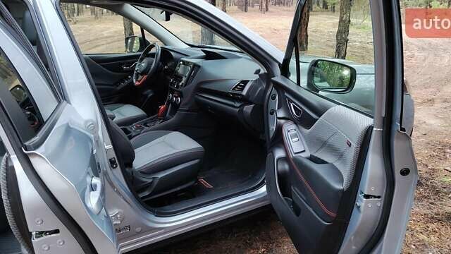 Сірий Субару Forester, об'ємом двигуна 2.5 л та пробігом 33 тис. км за 22000 $, фото 11 на Automoto.ua
