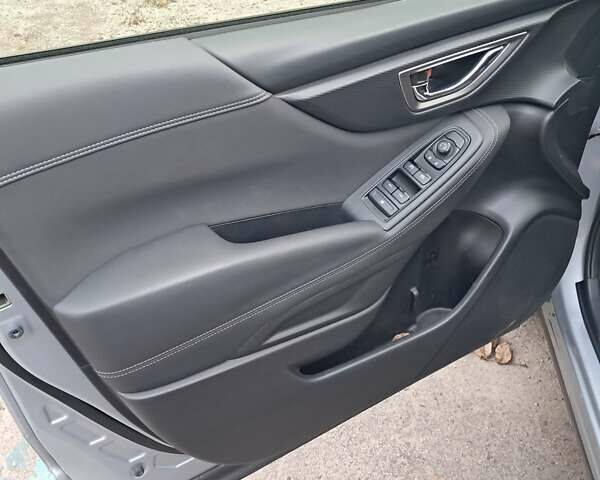 Серый Субару Форестер, объемом двигателя 2.5 л и пробегом 27 тыс. км за 22500 $, фото 11 на Automoto.ua