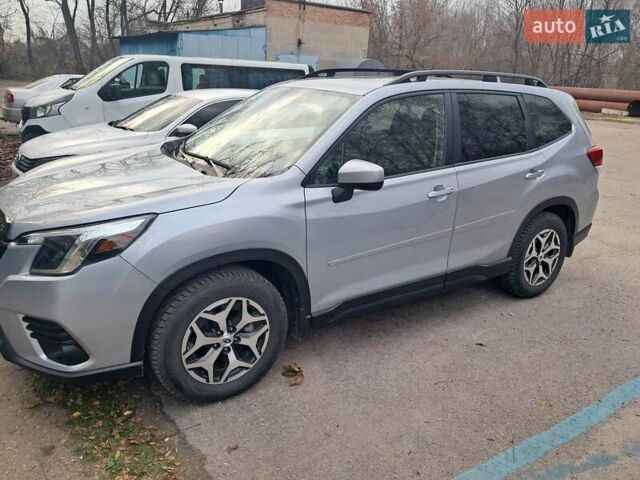 Серый Субару Форестер, объемом двигателя 2.5 л и пробегом 27 тыс. км за 22500 $, фото 3 на Automoto.ua