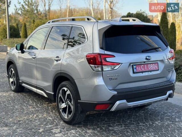 Серый Субару Форестер, объемом двигателя 2.5 л и пробегом 17 тыс. км за 25900 $, фото 7 на Automoto.ua
