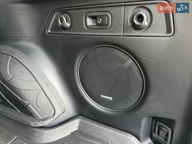 Серый Субару Форестер, объемом двигателя 2.5 л и пробегом 18 тыс. км за 26500 $, фото 56 на Automoto.ua