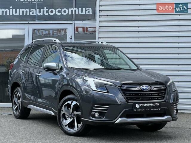 Серый Субару Форестер, объемом двигателя 2.5 л и пробегом 1 тыс. км за 37500 $, фото 2 на Automoto.ua