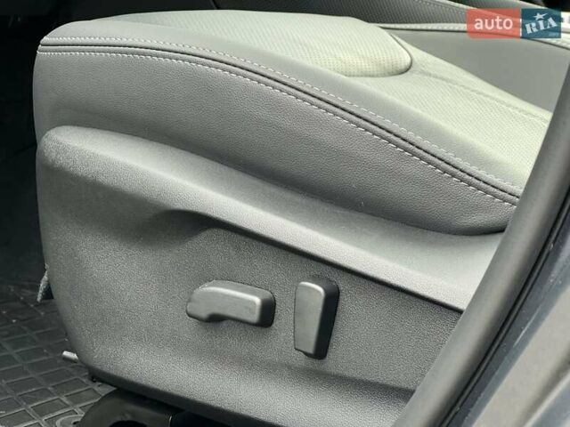 Серый Субару Форестер, объемом двигателя 2.5 л и пробегом 1 тыс. км за 37500 $, фото 31 на Automoto.ua