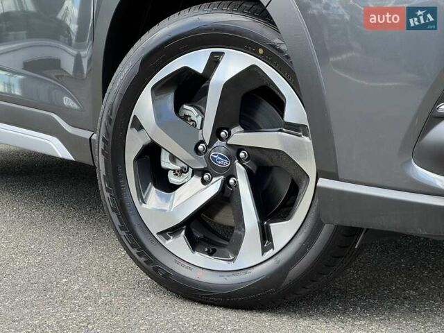 Серый Субару Форестер, объемом двигателя 2.5 л и пробегом 1 тыс. км за 37500 $, фото 4 на Automoto.ua