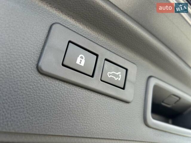 Серый Субару Форестер, объемом двигателя 2.5 л и пробегом 1 тыс. км за 37500 $, фото 36 на Automoto.ua