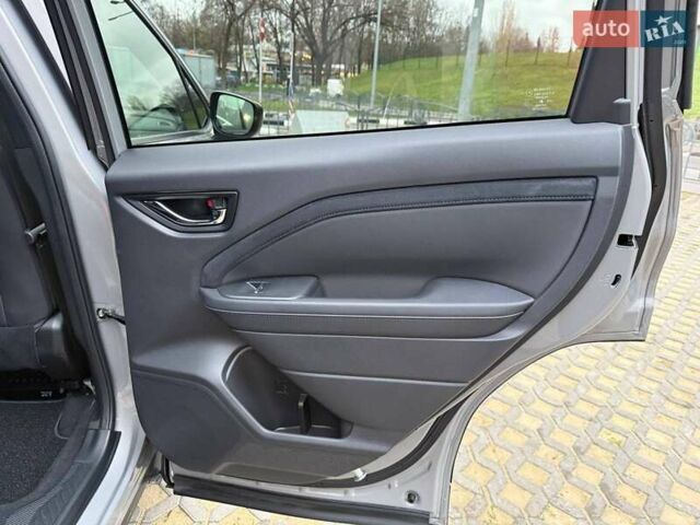 Серый Субару Форестер, объемом двигателя 2.5 л и пробегом 18 тыс. км за 31490 $, фото 18 на Automoto.ua