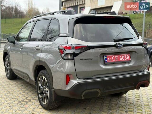 Серый Субару Форестер, объемом двигателя 2.5 л и пробегом 18 тыс. км за 31490 $, фото 1 на Automoto.ua