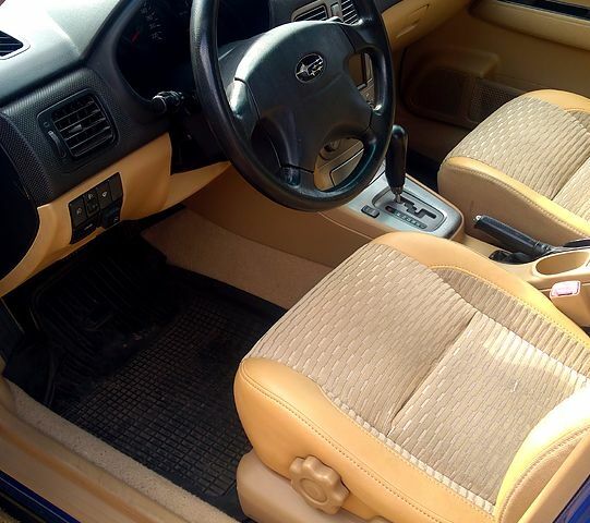 Синий Субару Форестер, объемом двигателя 2.5 л и пробегом 259 тыс. км за 4400 $, фото 5 на Automoto.ua