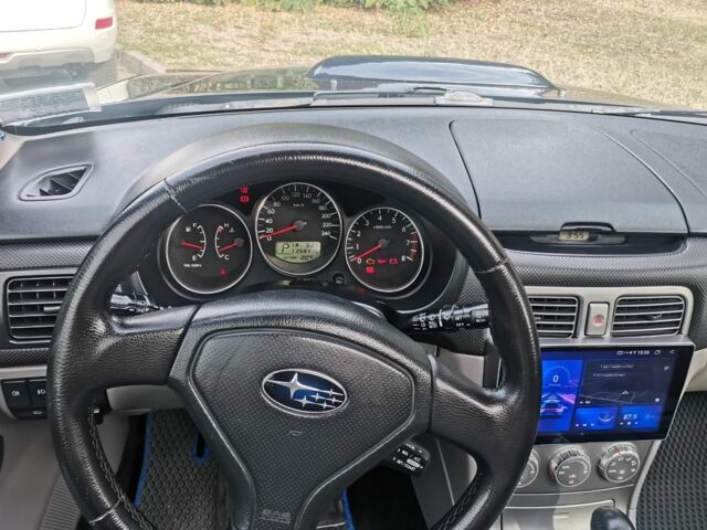 Синій Субару Forester, об'ємом двигуна 2 л та пробігом 268 тис. км за 6104 $, фото 6 на Automoto.ua