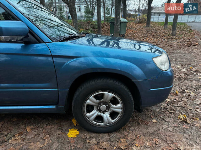 Синий Субару Форестер, объемом двигателя 2 л и пробегом 382 тыс. км за 5490 $, фото 4 на Automoto.ua