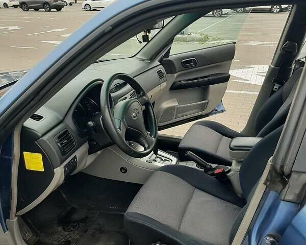 Синій Субару Forester, об'ємом двигуна 2 л та пробігом 378 тис. км за 6200 $, фото 6 на Automoto.ua