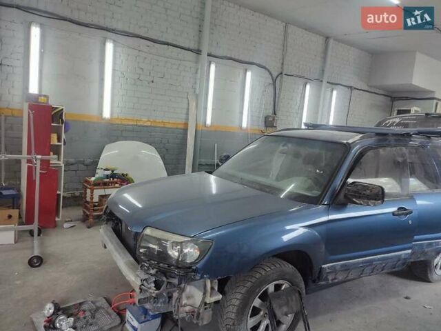 Синій Субару Forester, об'ємом двигуна 2 л та пробігом 330 тис. км за 8000 $, фото 7 на Automoto.ua