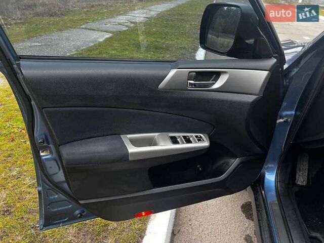 Синий Субару Форестер, объемом двигателя 2.46 л и пробегом 157 тыс. км за 9000 $, фото 13 на Automoto.ua