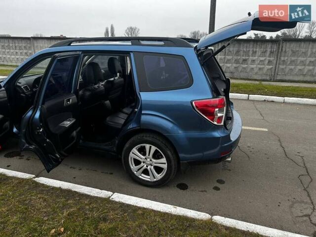 Синий Субару Форестер, объемом двигателя 2.46 л и пробегом 157 тыс. км за 9000 $, фото 46 на Automoto.ua