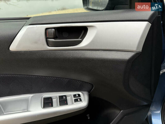 Синий Субару Форестер, объемом двигателя 1.99 л и пробегом 220 тыс. км за 7700 $, фото 38 на Automoto.ua